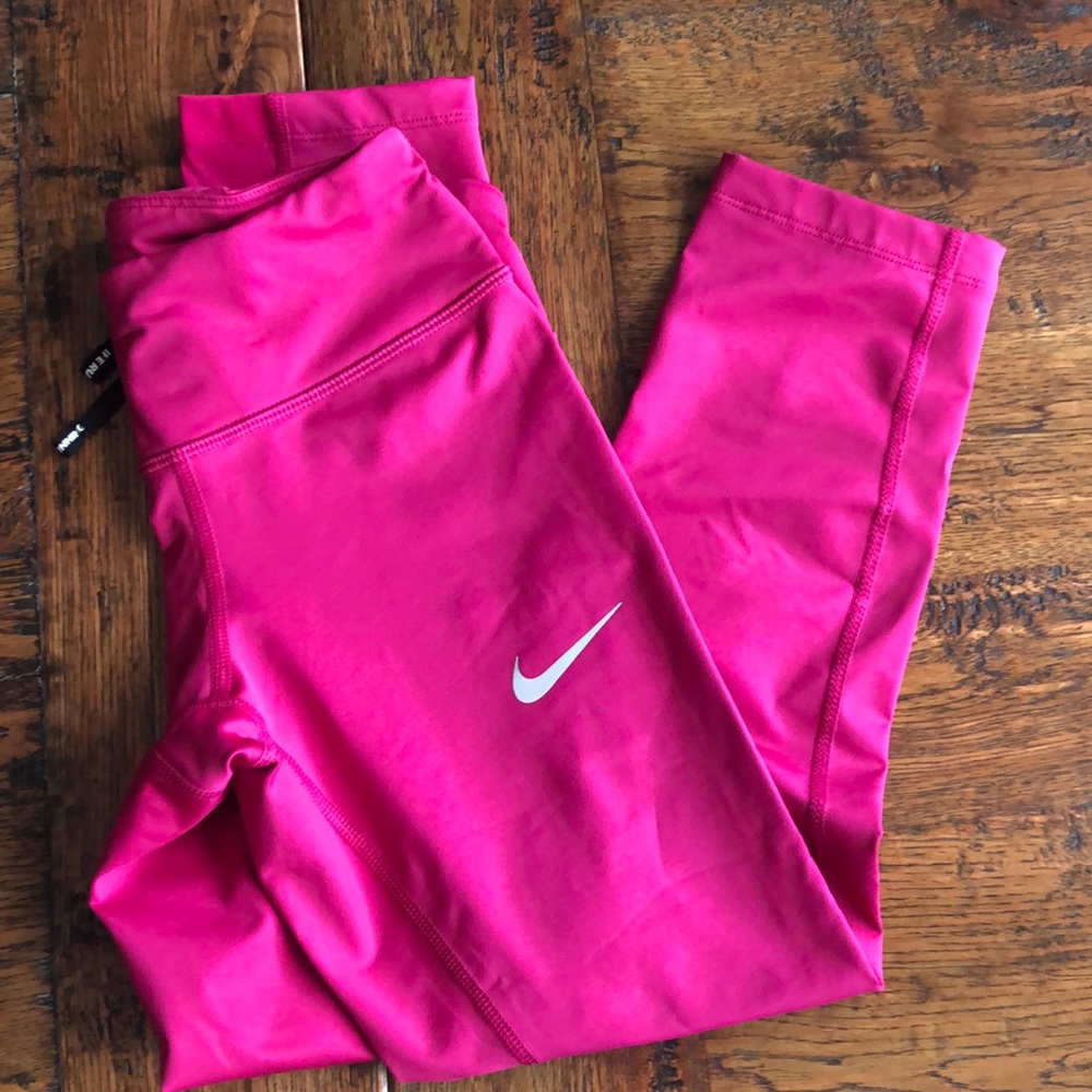 Nike dry fit cropped workout pants
